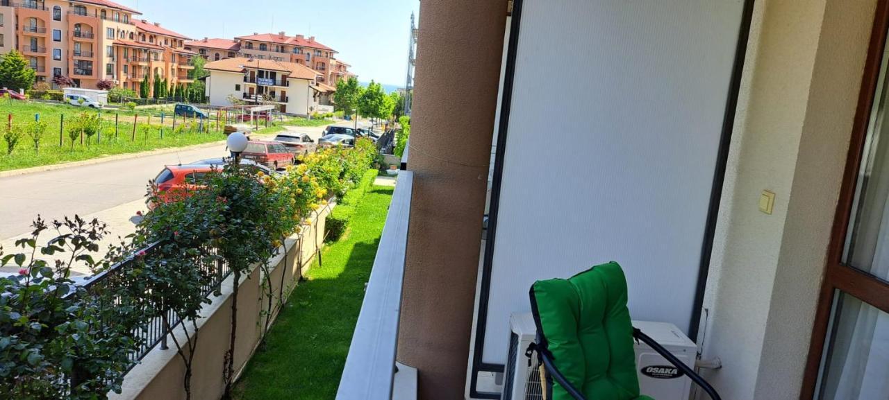 Patrick'S Apartments - Sorrento Sole Mare, Sveti Vlas Esterno foto